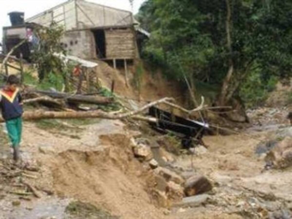 Avalancha del río Neiva genera emergencia en el Huila