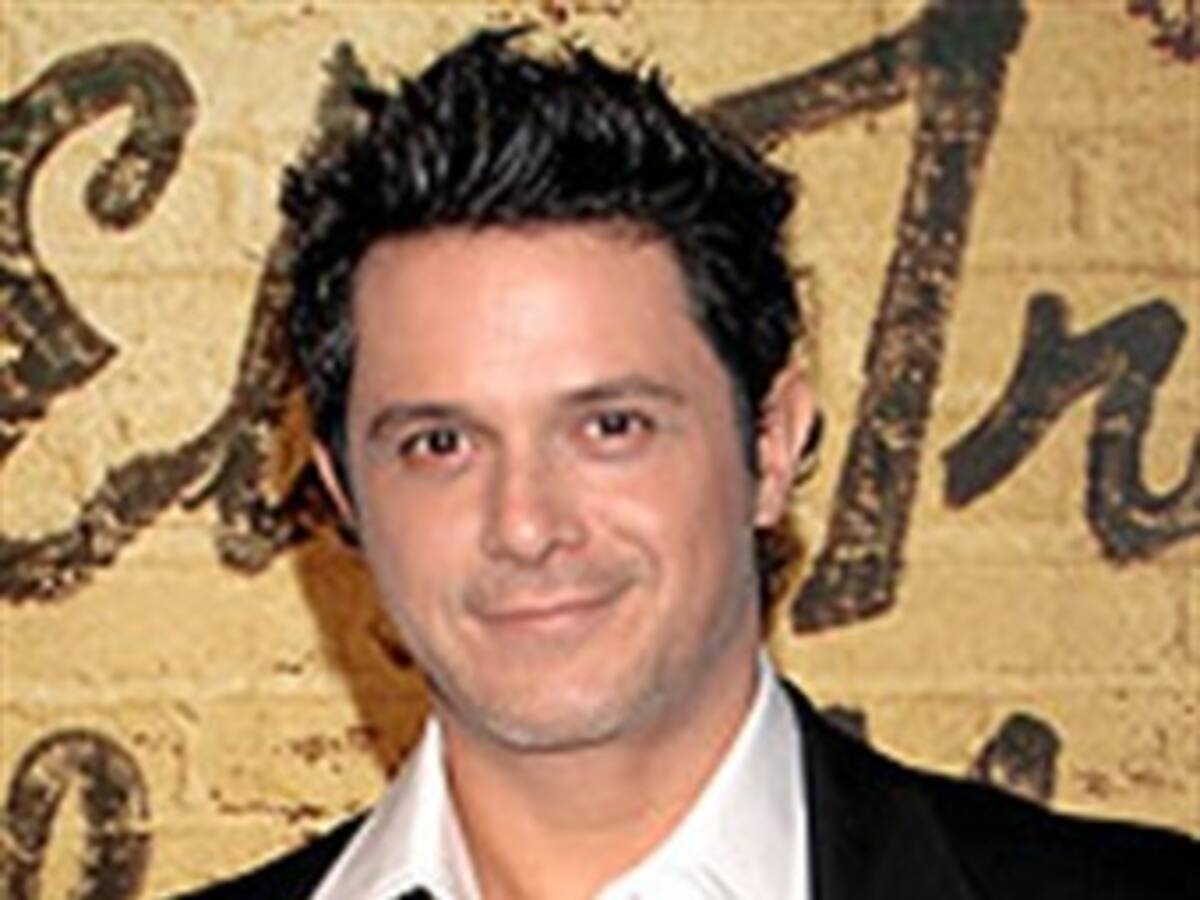 Alejandro Sanz afirma que 'odia' a Chávez, pero que le 'gusta' Lula da Silva