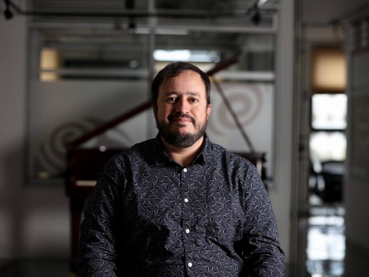 Jaime A. Monsalve presenta ‘El ruido y las nueces’, un libro sobre la música colombiana