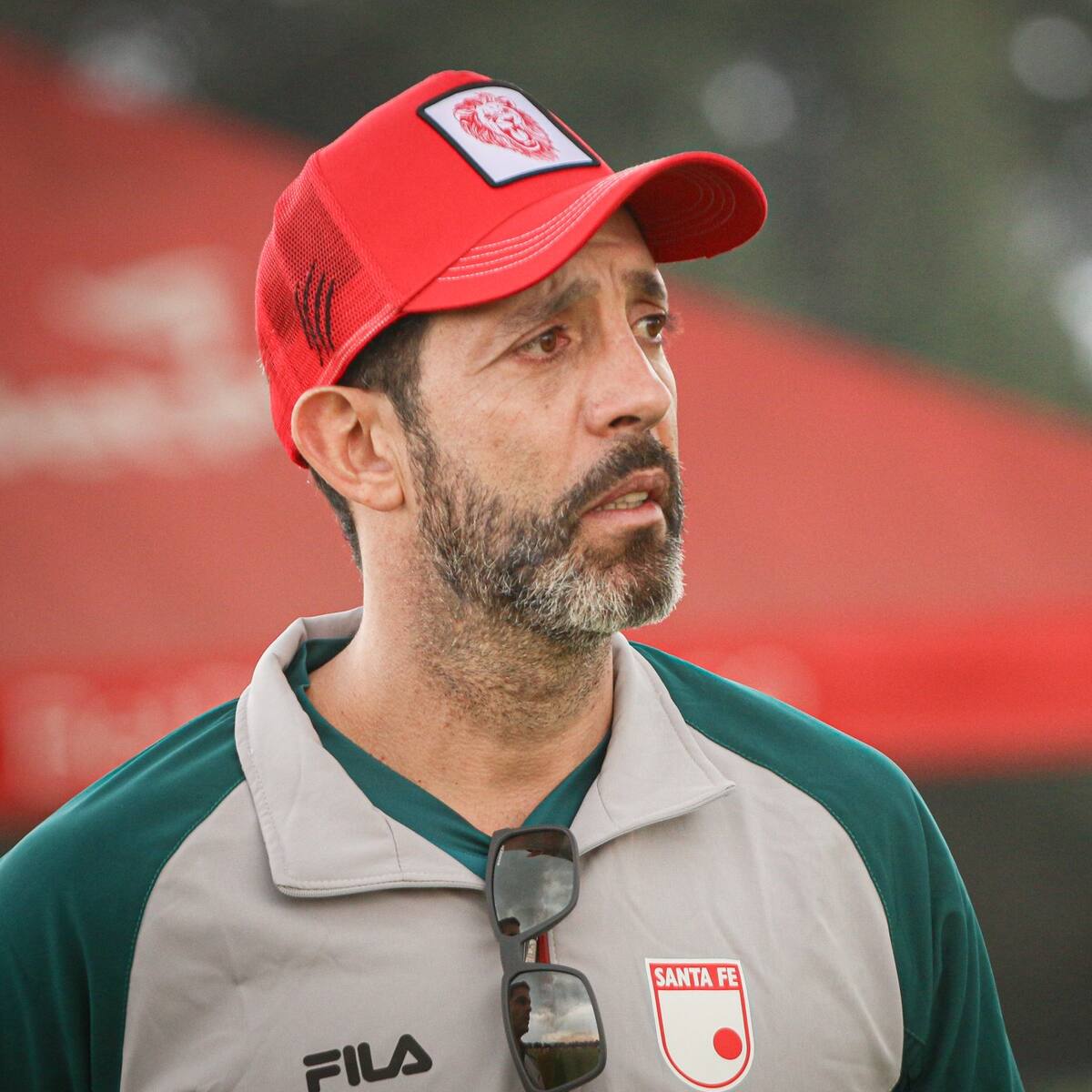 Santa Fe: Jorge Bava critica al fútbol colombiano y explica por qué no puede usar a fondo la nómina