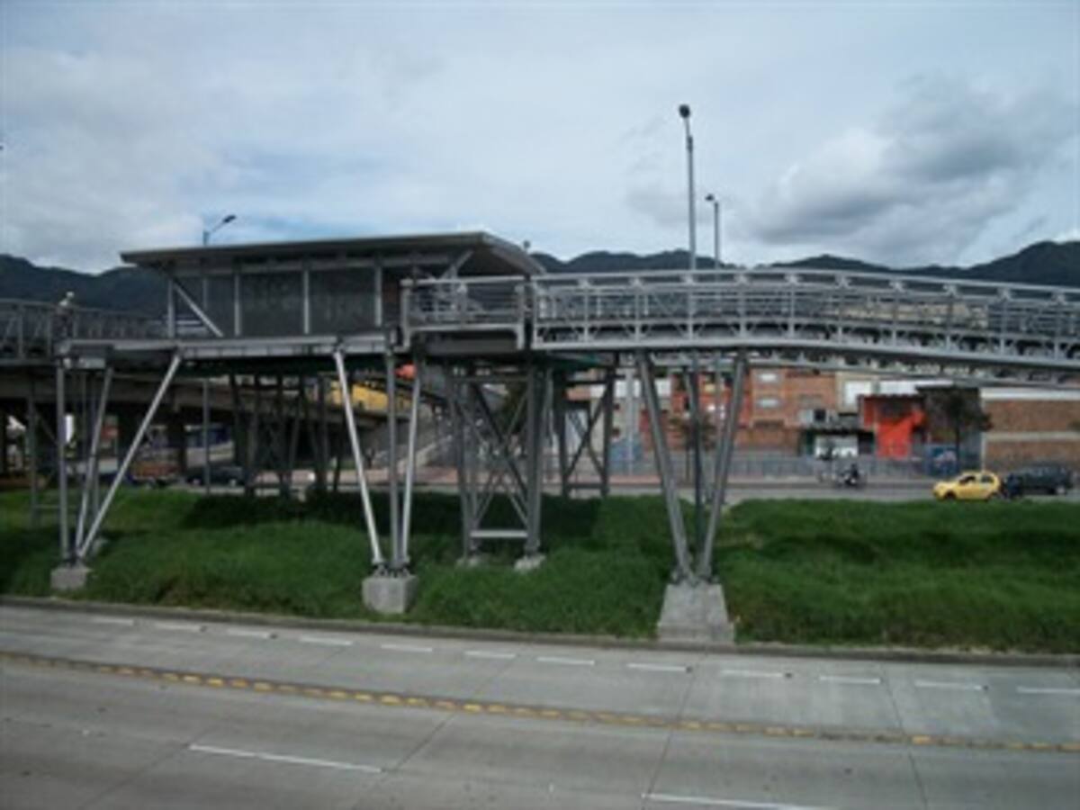 Normalizado el paso de buses articulados sobre troncal de la carrera 30