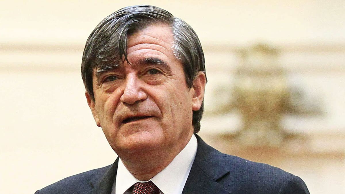 Chile decreta dos días de duelo nacional por muerte del líder socialista Camilo Escalona
