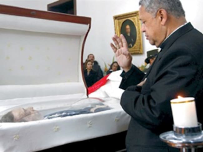 A ritmo de vallenatos en la Tarima 'Francisco el Hombre' despidieron a Escalona