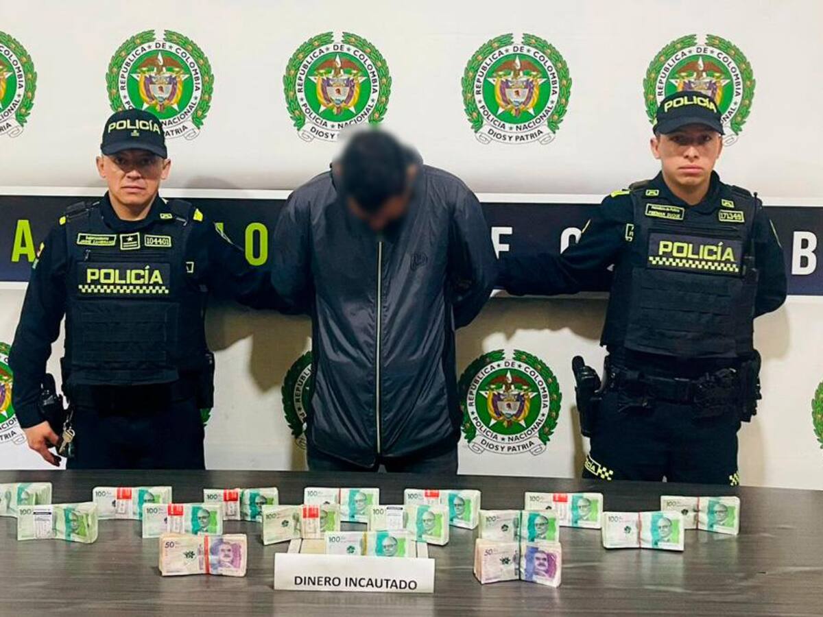 Capturado hombre que transportaba más de 147 millones de pesos en efectivo en Medellín