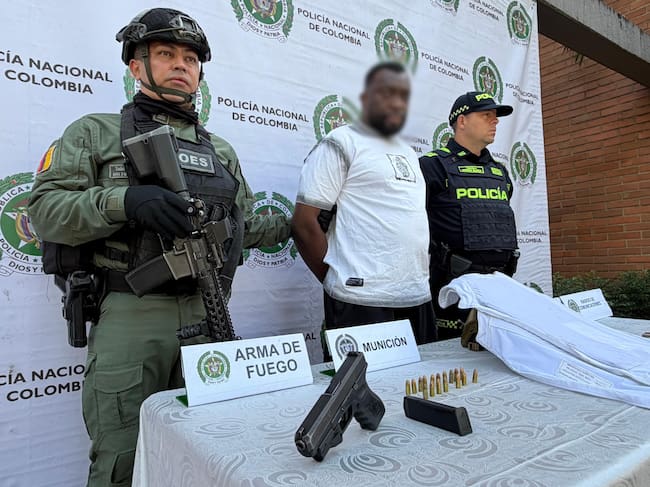 Capturaron a alias ‘Copete’, segundo cabecilla armado de La Sierra, en Medellín. Foto: Alcaldía.