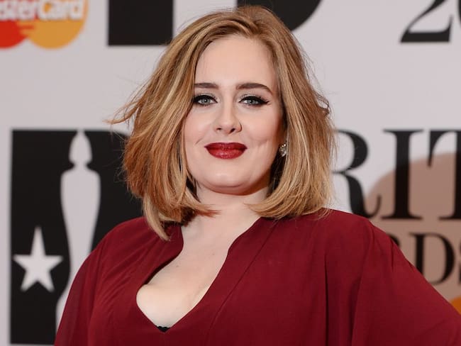 ¡Irreconocible! El drástico cambio físico de Adele