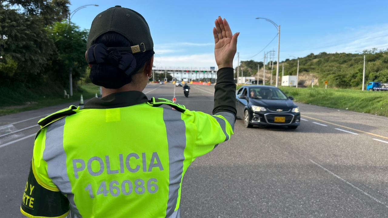 Se han movilizado alrededor de 320.000 visitantes . Foto Policía Carreteras Huila.