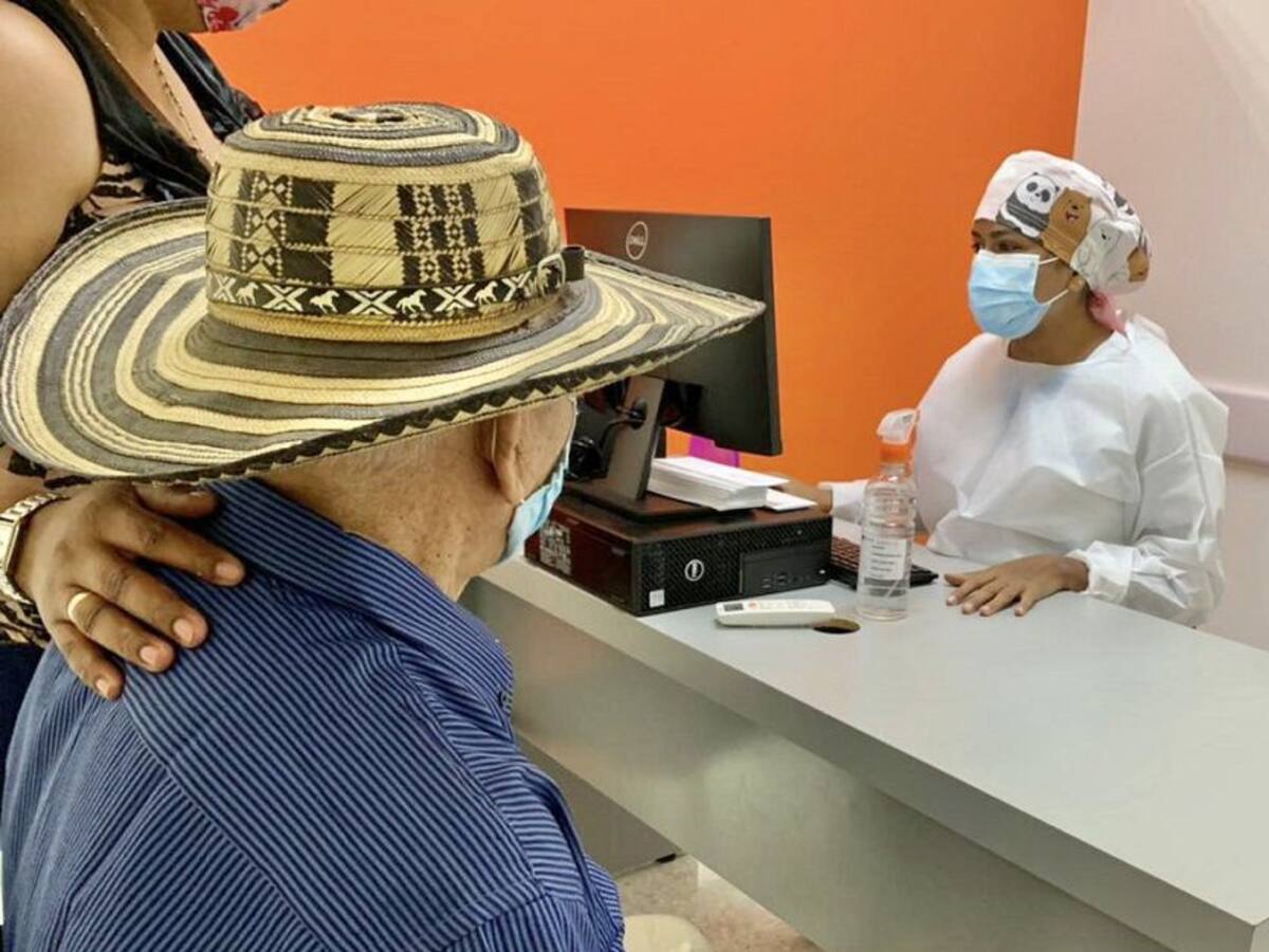 En Montería instalan en comunas puestos de vacunación contra el COVID-19