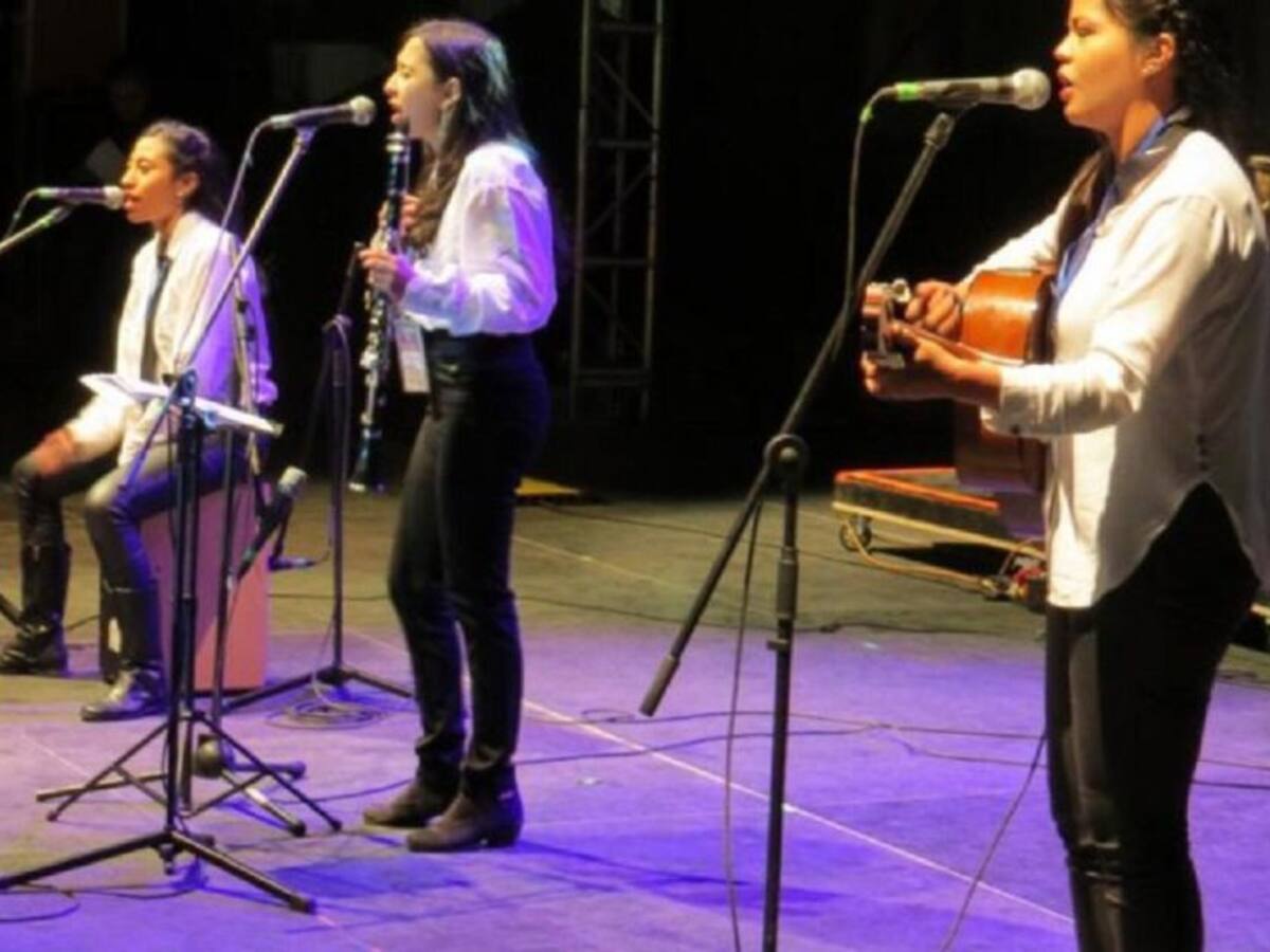 Comienza el concurso internacional de tríos