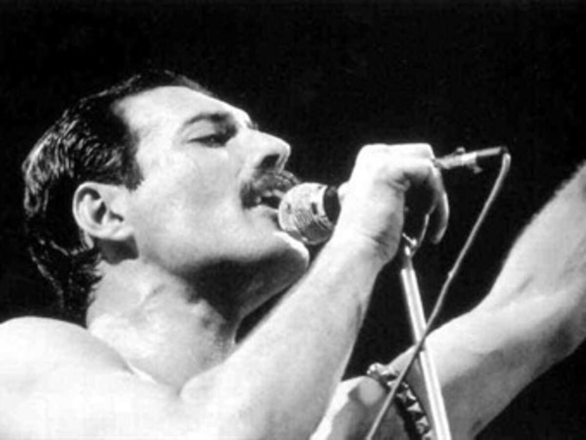 Freddy Mercury, uno de los iconos del rock murió hace 18 años de SIDA