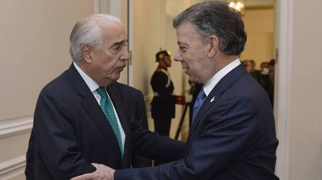 Andrés Pastrana con Juan Manuel Santos
