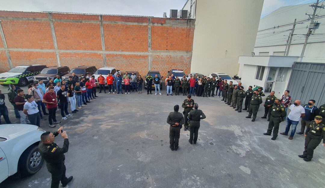  Cerca de 120 hombres de la policía harán presencia en municipios donde se llevan a cabo reinados, patronales y fiestas de retornos. 
