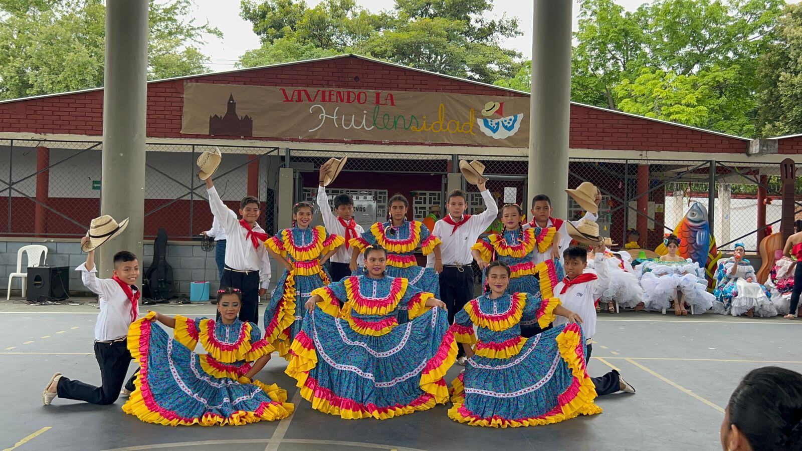 De igual forma también la presentación de los diferentes sitios turísticos del departamento del Huila.