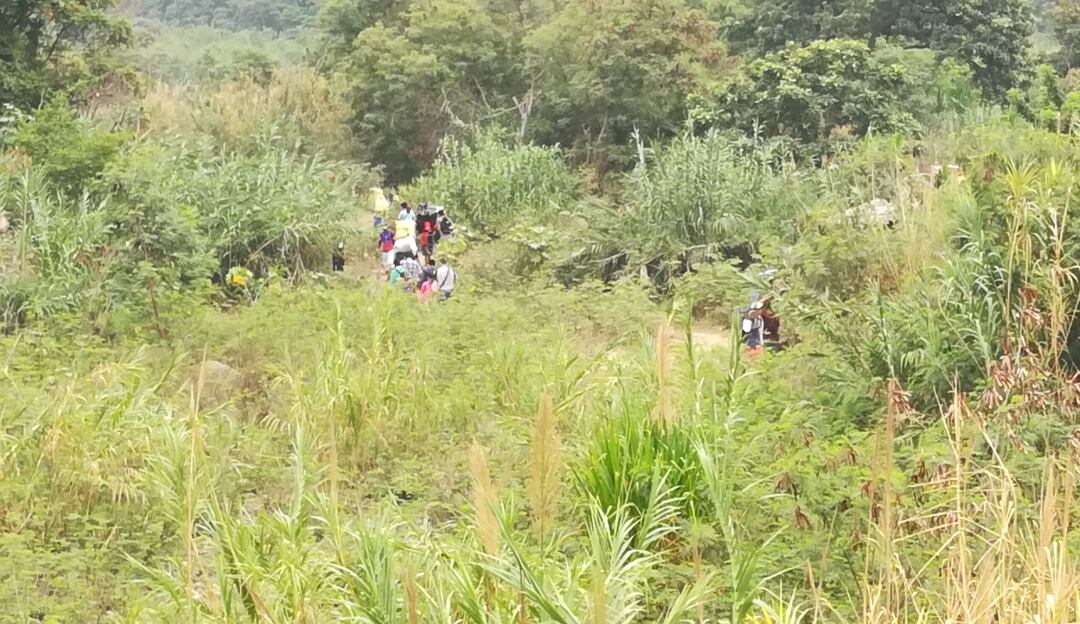 Venezolanos en trochas