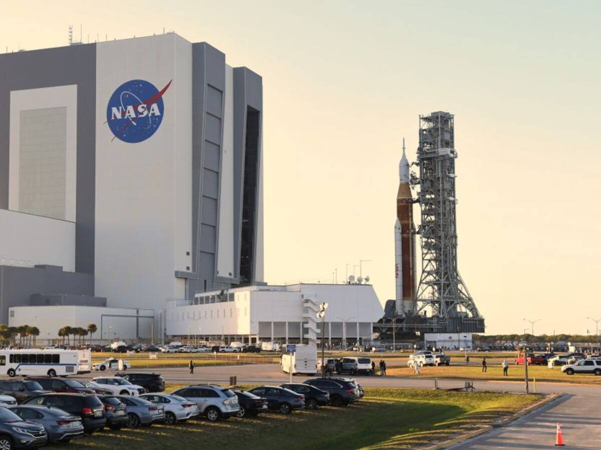 Misión Lucy observa un eclipse lunar a 100 millones de kilómetros