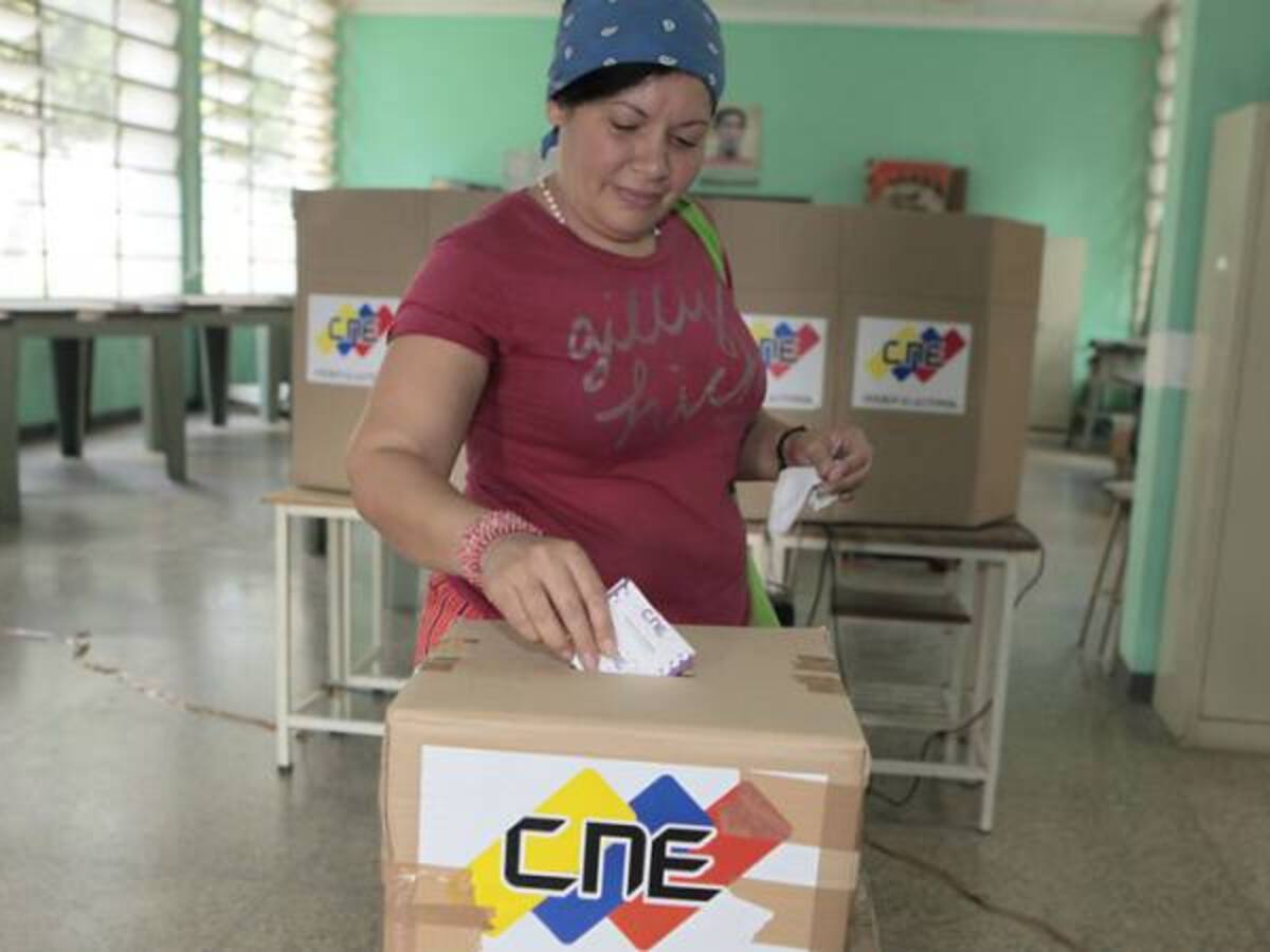 Cinco candidatos lucharán por Presidencia de Venezuela