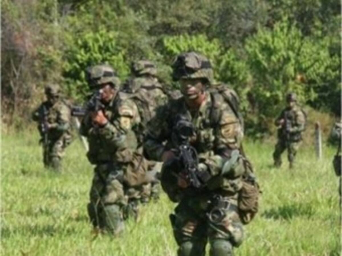 Ofrecen recompensa de tres mil millones de pesos por responsables de atentado en Caquetá