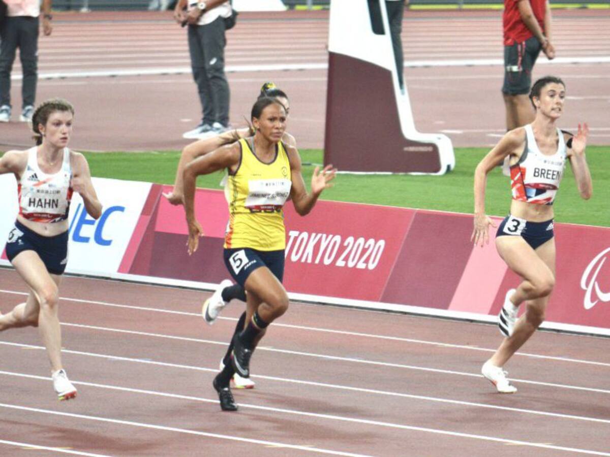¡Nueva plata para Colombia! Faisury Jimenéz en para atletismo 100 mts T38
