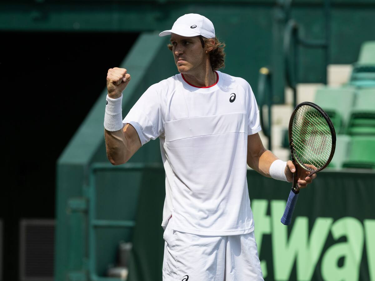Sorpresa en el Halle Open: Stéfanos Tsitsipás fue eliminado por el chileno Nicolás Jarry