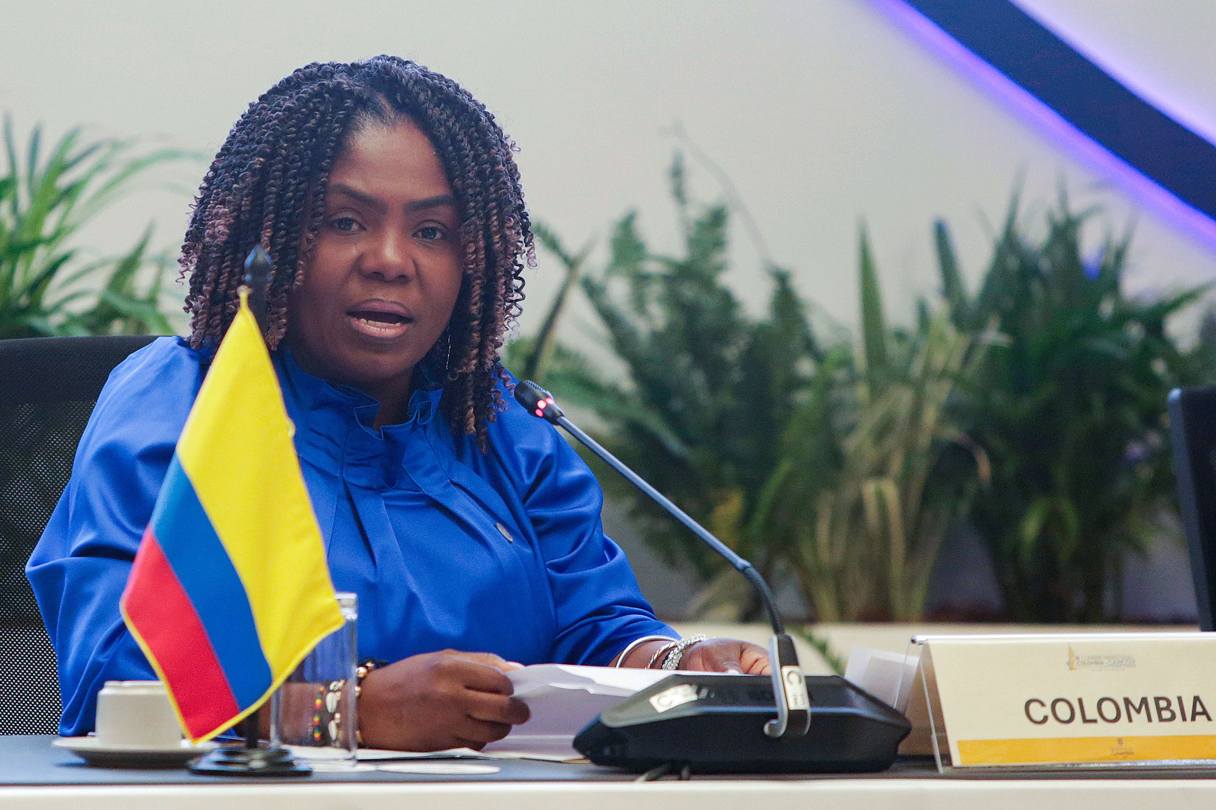 AME1476. BOGOTÁ (COLOMBIA), 29/06/2025.- Fotografía de archivo del 27 de mayo de 2025 de la vicepresidenta de Colombia, Francia Márquez, durante la III Cumbre Ministerial Colombia-Caricom en Cartagena (Colombia). Márquez negó este domingo haber participado en ningún complot para intentar sacar del poder al presidente Gustavo Petro, tal y como sugirió el excanciller Álvaro Leyva en Estados Unidos, según unos audios revelados por el diario El País. EFE/ Ricardo Maldonado Rozo ARCHIVO