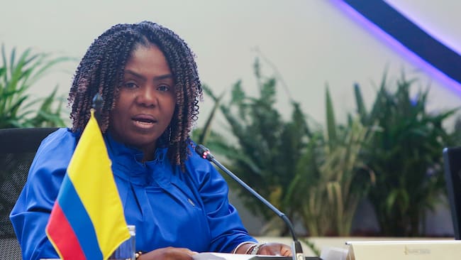 AME1476. BOGOTÁ (COLOMBIA), 29/06/2025.- Fotografía de archivo del 27 de mayo de 2025 de la vicepresidenta de Colombia, Francia Márquez, durante la III Cumbre Ministerial Colombia-Caricom en Cartagena (Colombia). Márquez negó este domingo haber participado en ningún complot para intentar sacar del poder al presidente Gustavo Petro, tal y como sugirió el excanciller Álvaro Leyva en Estados Unidos, según unos audios revelados por el diario El País. EFE/ Ricardo Maldonado Rozo ARCHIVO