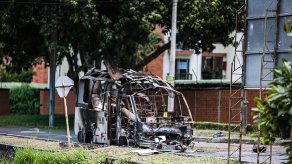 Dos capturados por atentado contra el Batallón Pichincha en Cali