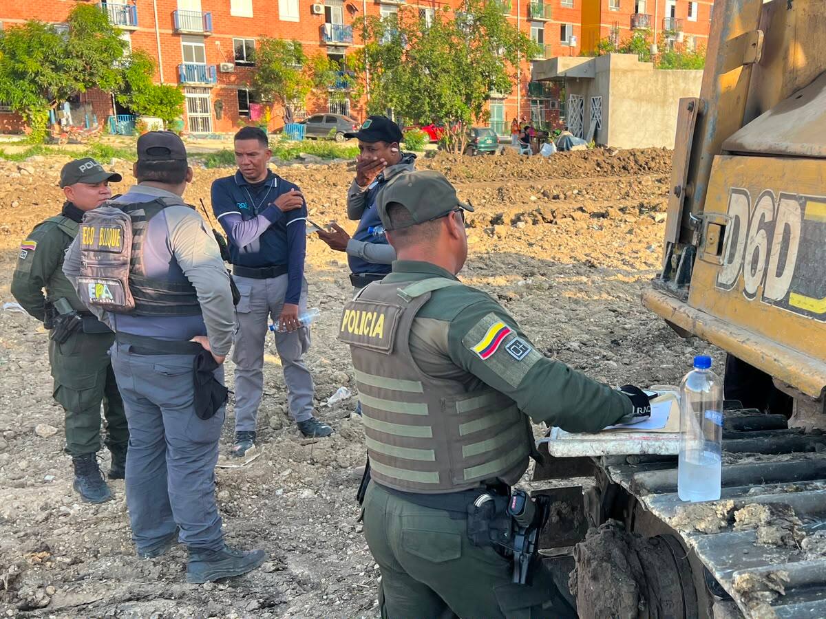 Autoridades suspenden obras ilegales de remoción de tierra cerca de la Terminal de Transportes