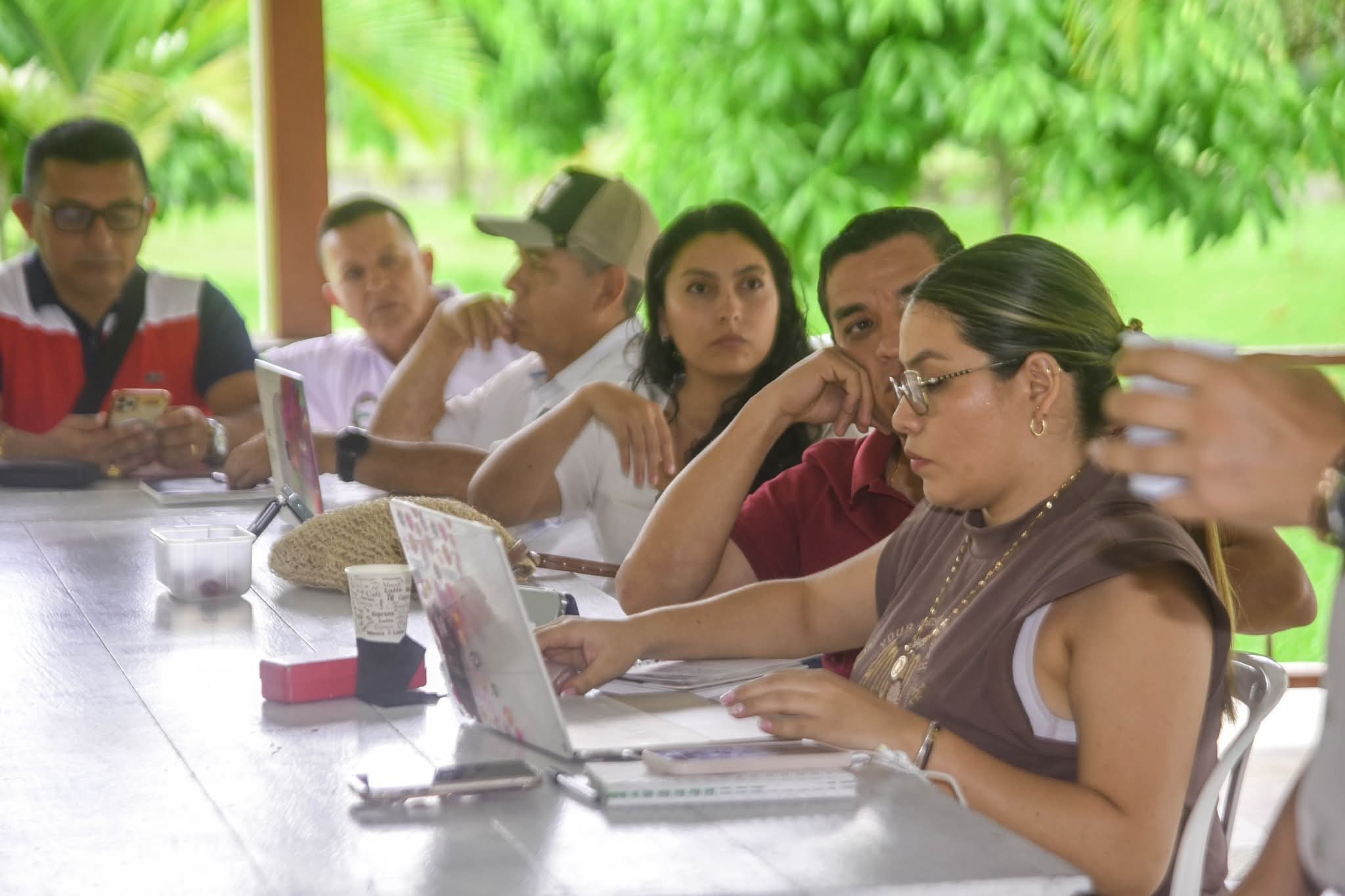 Las campañas de vacunación  nocturnas casa a casa. Foto Gobernación Putumayo.