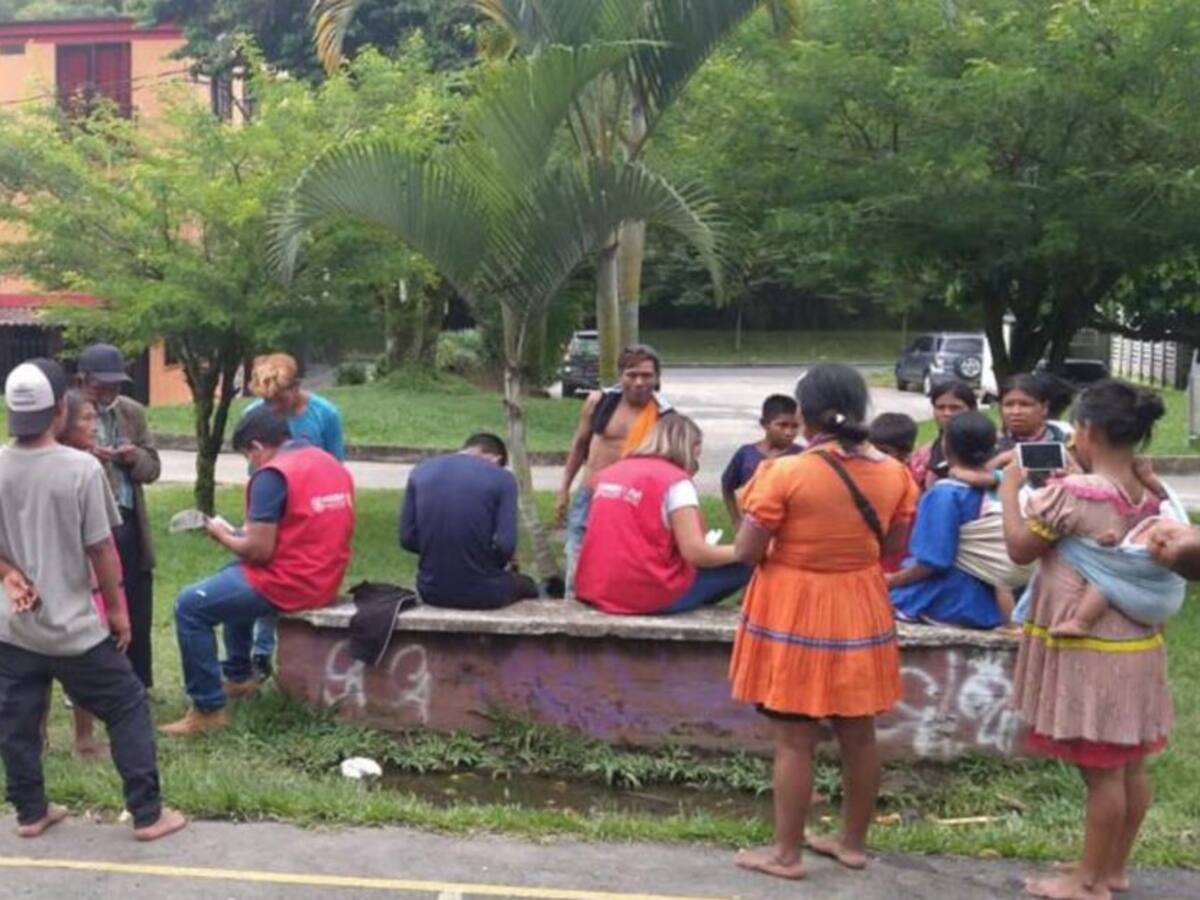 Indígenas Embera Katío llevan un mes asentados en parque de Cuba en Pereira