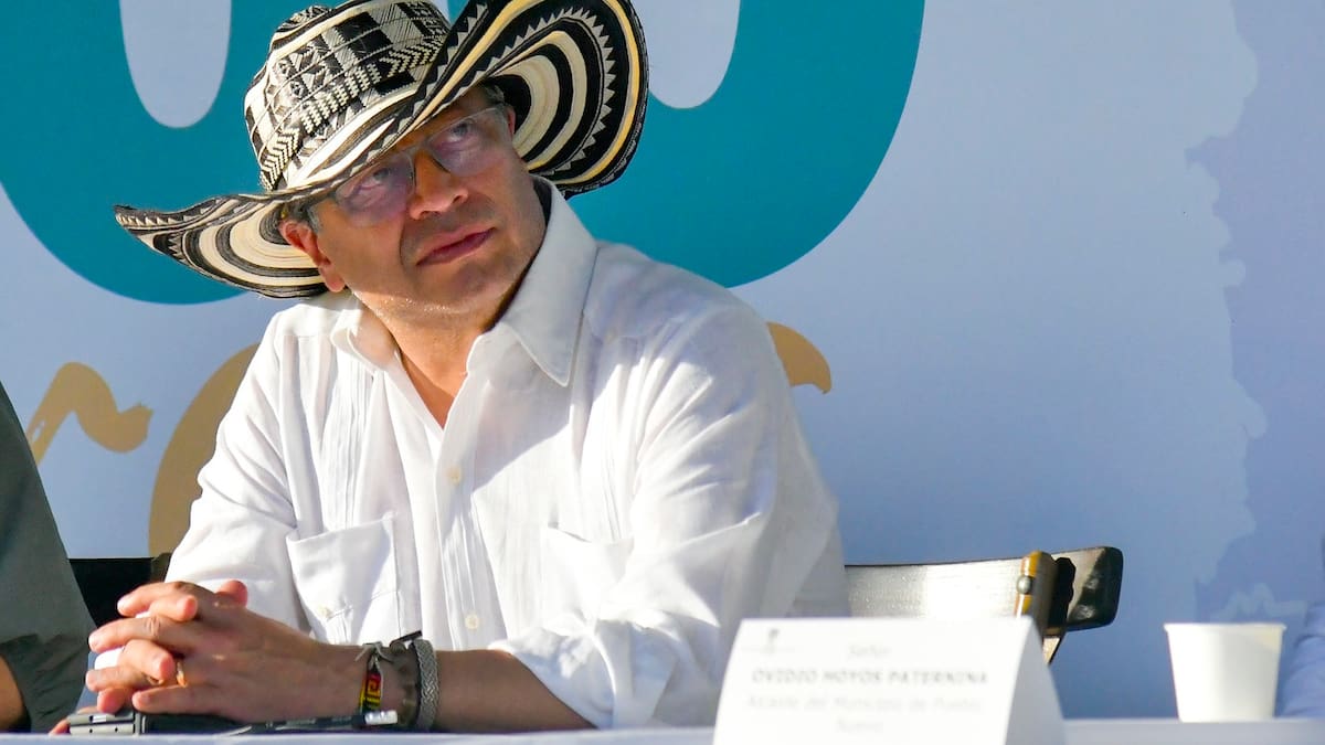 Habilitan contratación en medio de Ley de Garantías: Lo que hay detrás de los decretos de emergencia