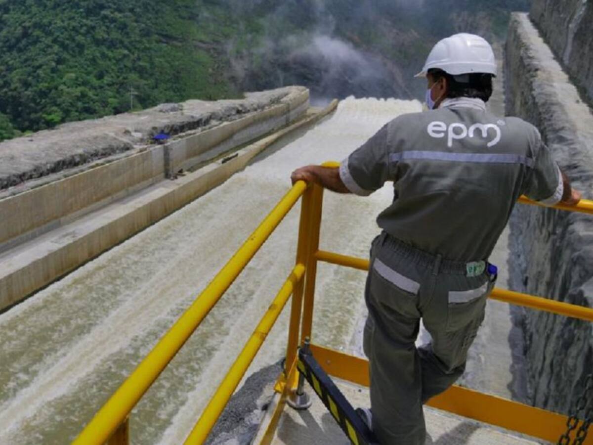 Consorcio CCC no cedió contrato y alcalde anunció licitación abierta