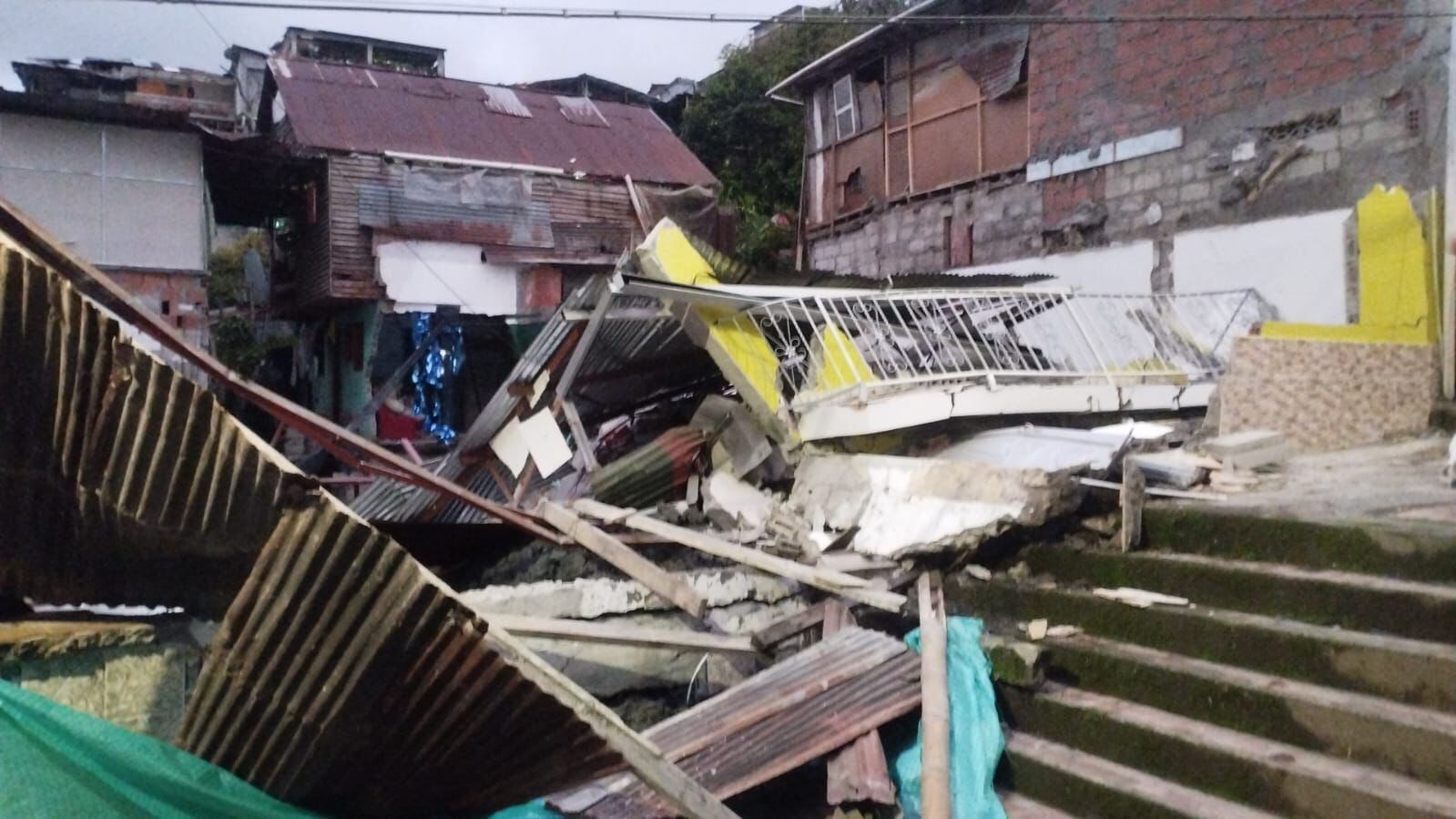 El desplome del edificio no dejó víctimas, pero sí 10 personas damnificadas. Foto suministrada.
