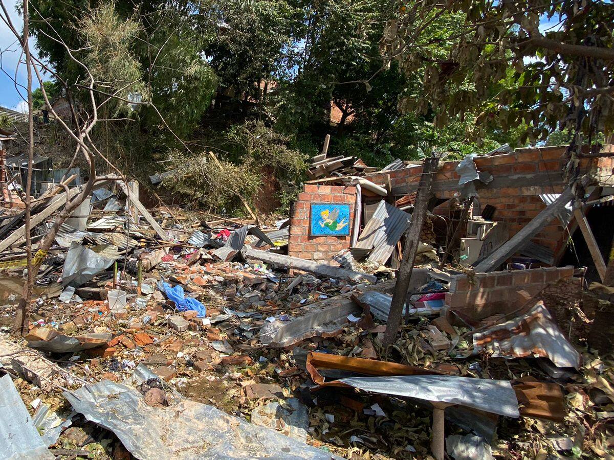 A 2 se eleva el número de muertos tras explosión en Barrancabermeja