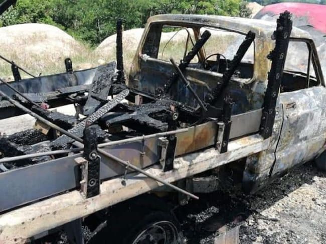 No fue el ELN, fue un corto circuito: Carro se quemó en el Caquetá
