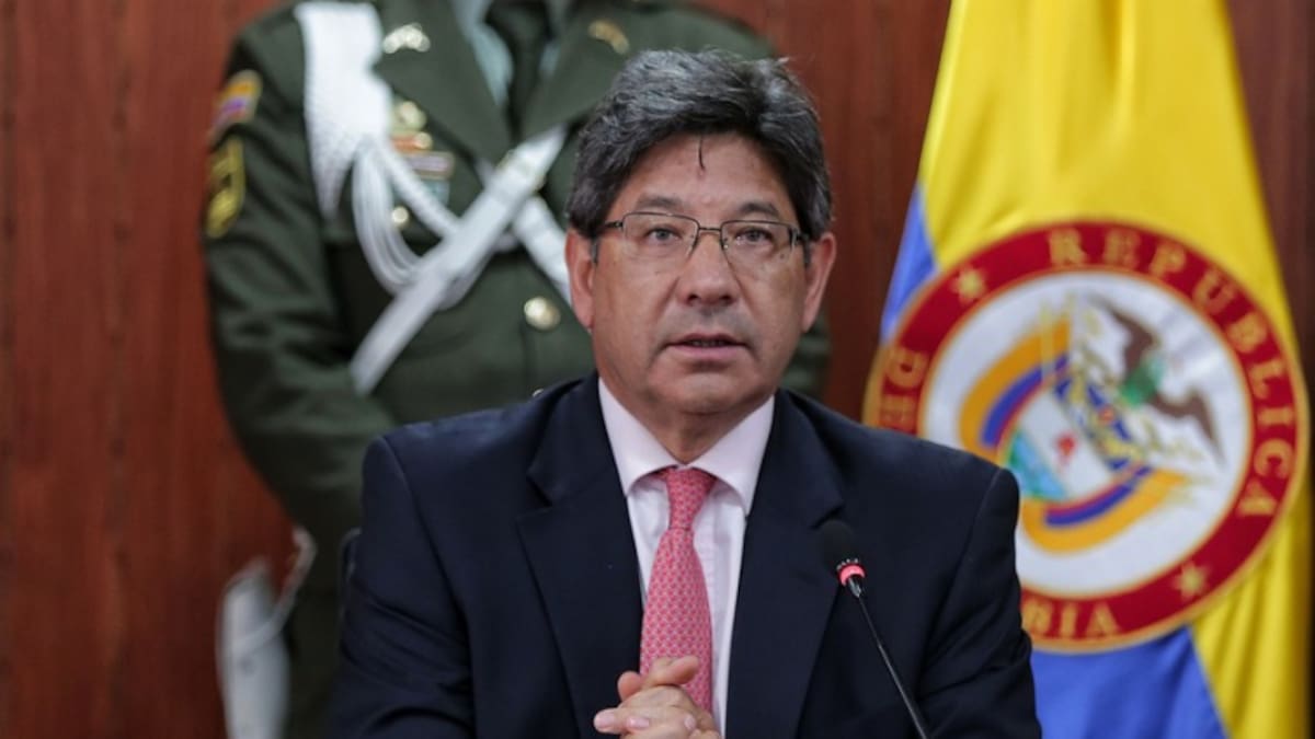 Pensé que nos salvaríamos de contemplar una emergencia económica: expresidente de la Corte Suprema