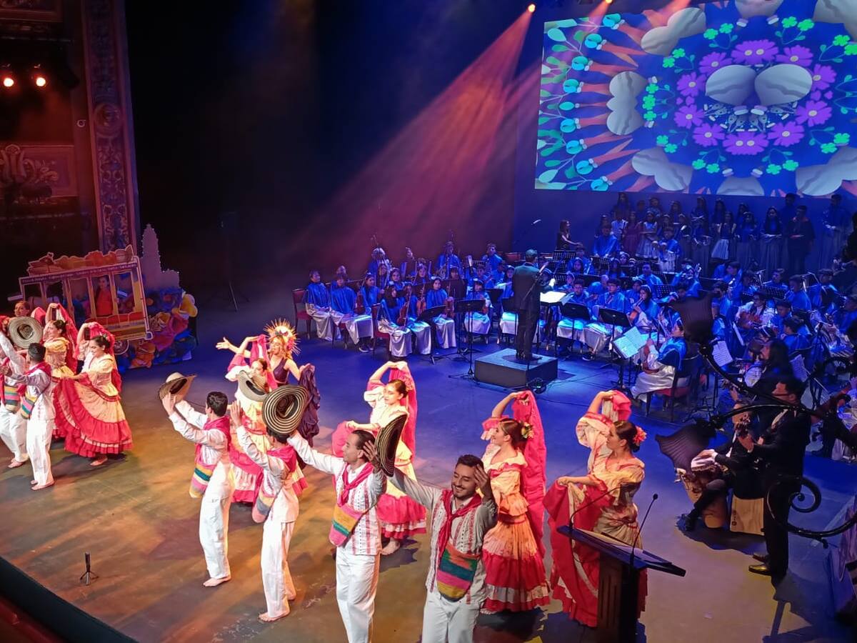 Con música y danza en Bogotá se realizó el lanzamiento del Aguinaldo Boyacense