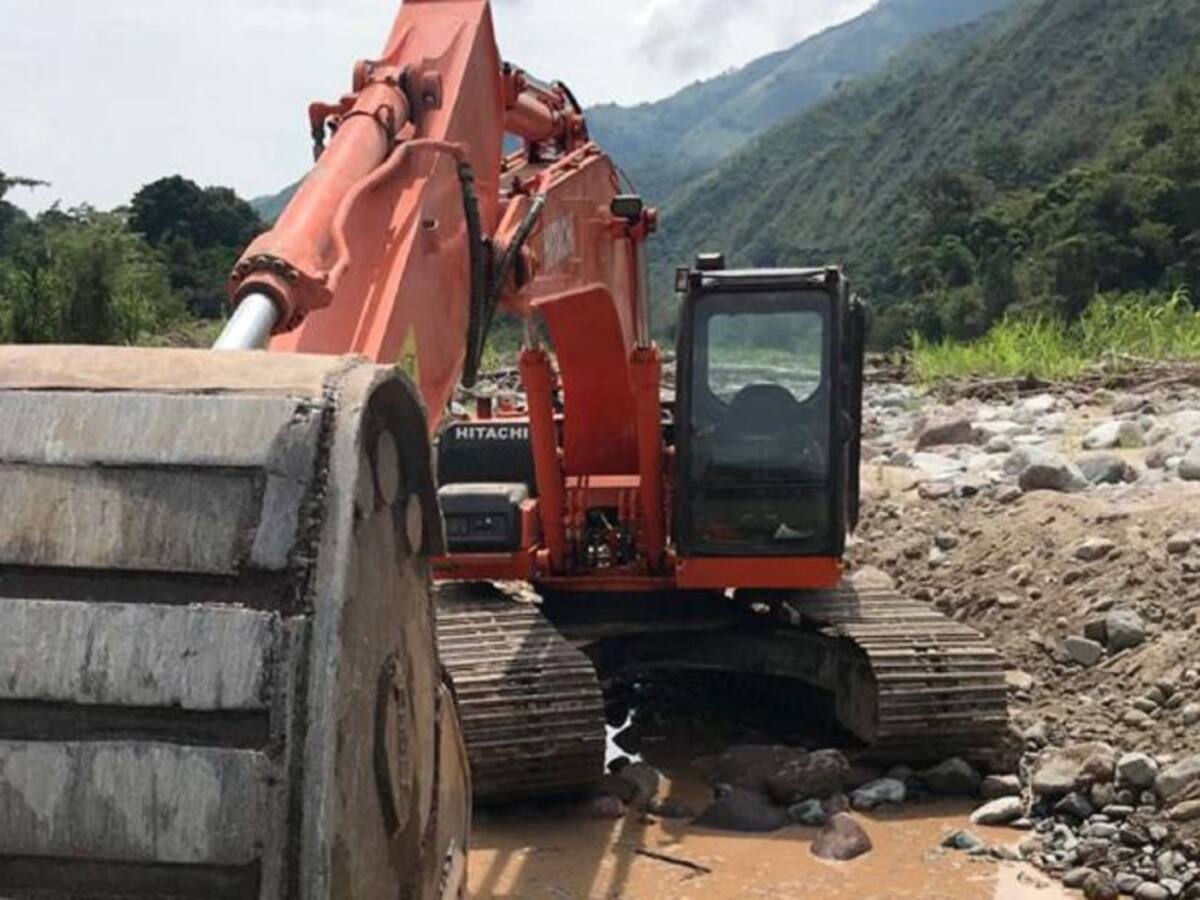 Pavimentarán un tramo de la vía Chaparral-Rioblanco en Tolima