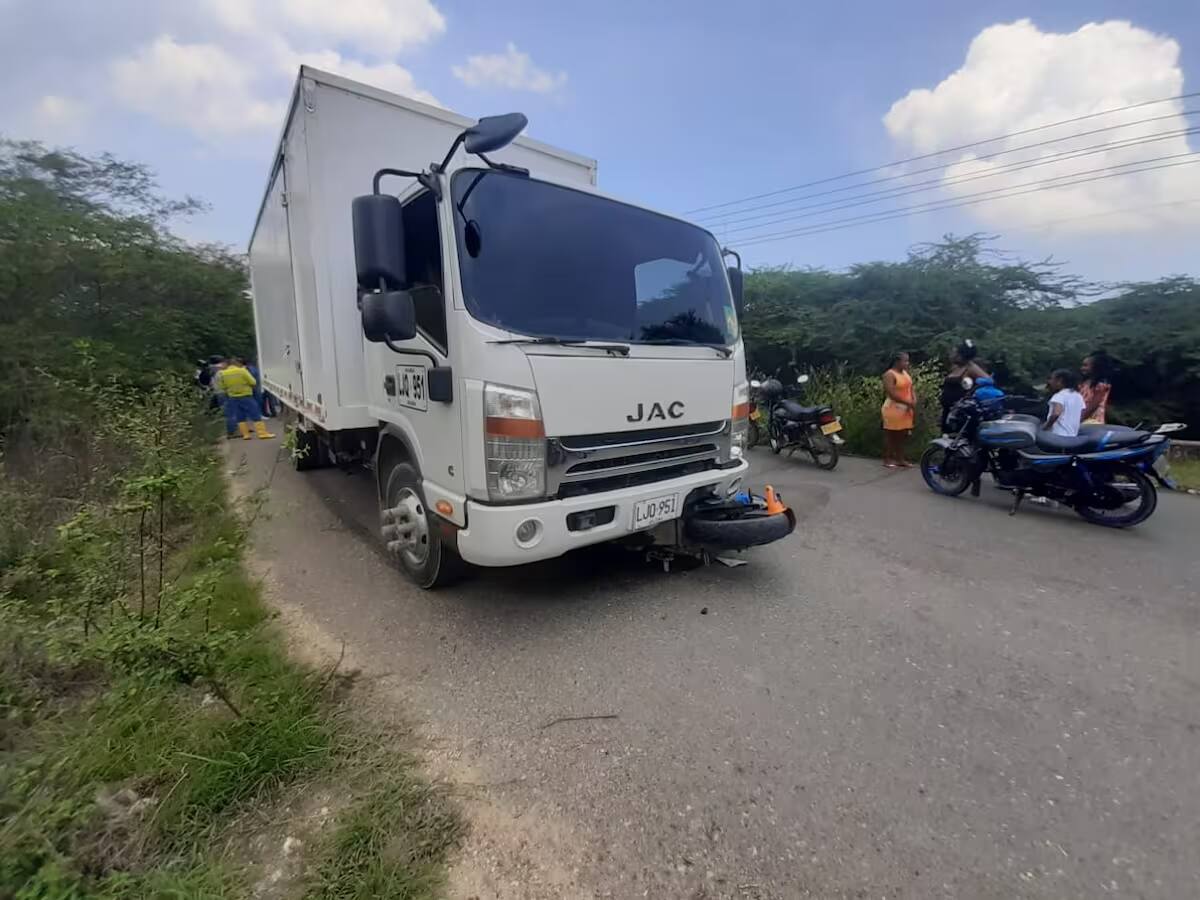 Falleció motociclista tras protagonizar violento choque en la vía a Barú