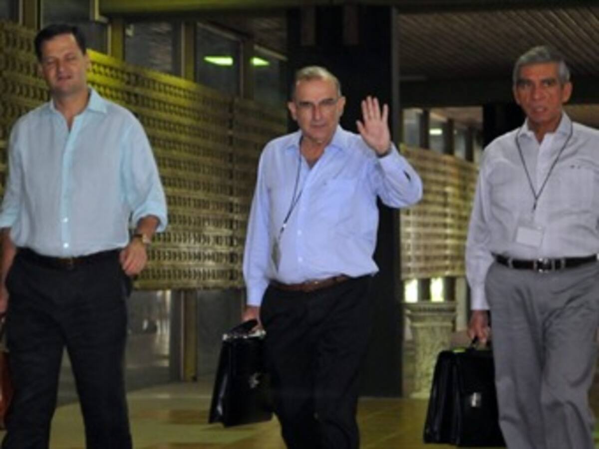 Con equipo de las Farc reforzado se reinician los diálogos de paz