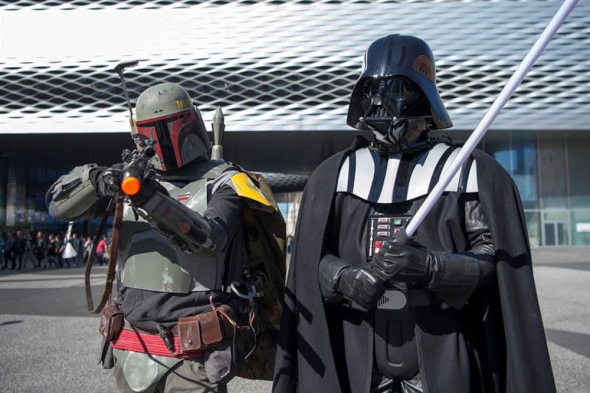 Aficionados a las películas de acción y ciencia ficción toman lugar en la feria que se realiza en Basel. 