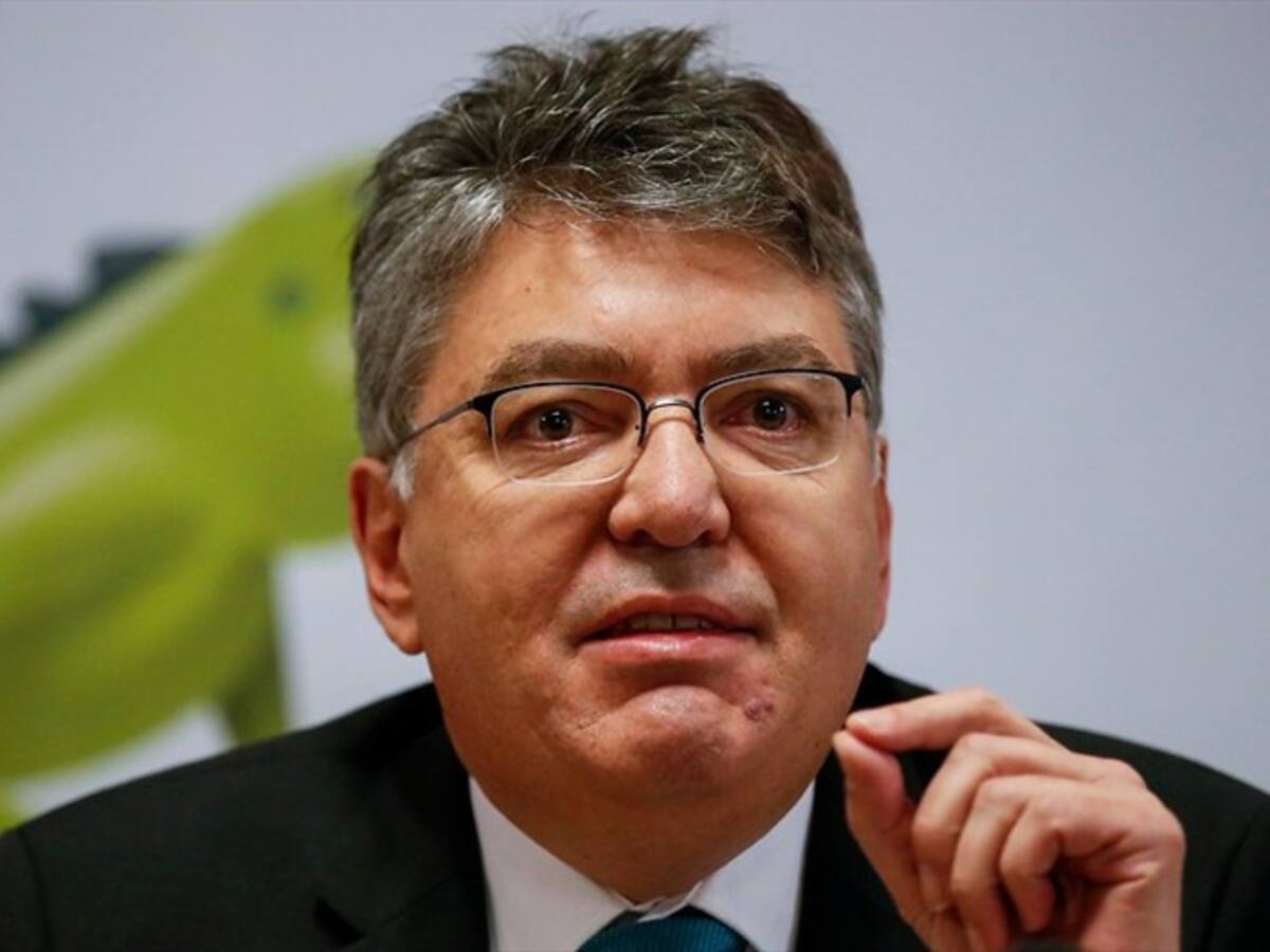 Contrabando le cuesta $3.2 billones de impuestos menos al Gobierno: Minhacienda