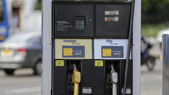 Problemas en abastecimiento de combustibles por el paro