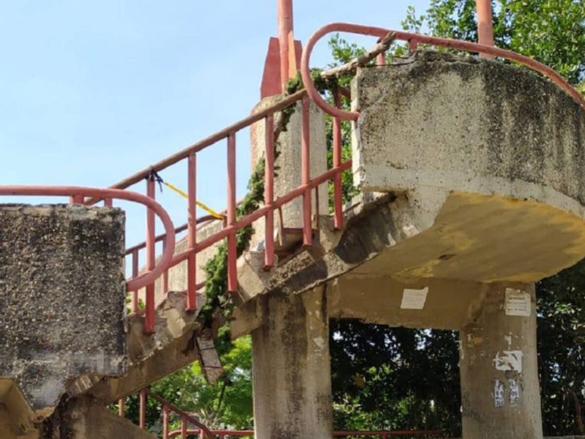 Abierta licitación para rehabilitar escaleras del puente de Crespito