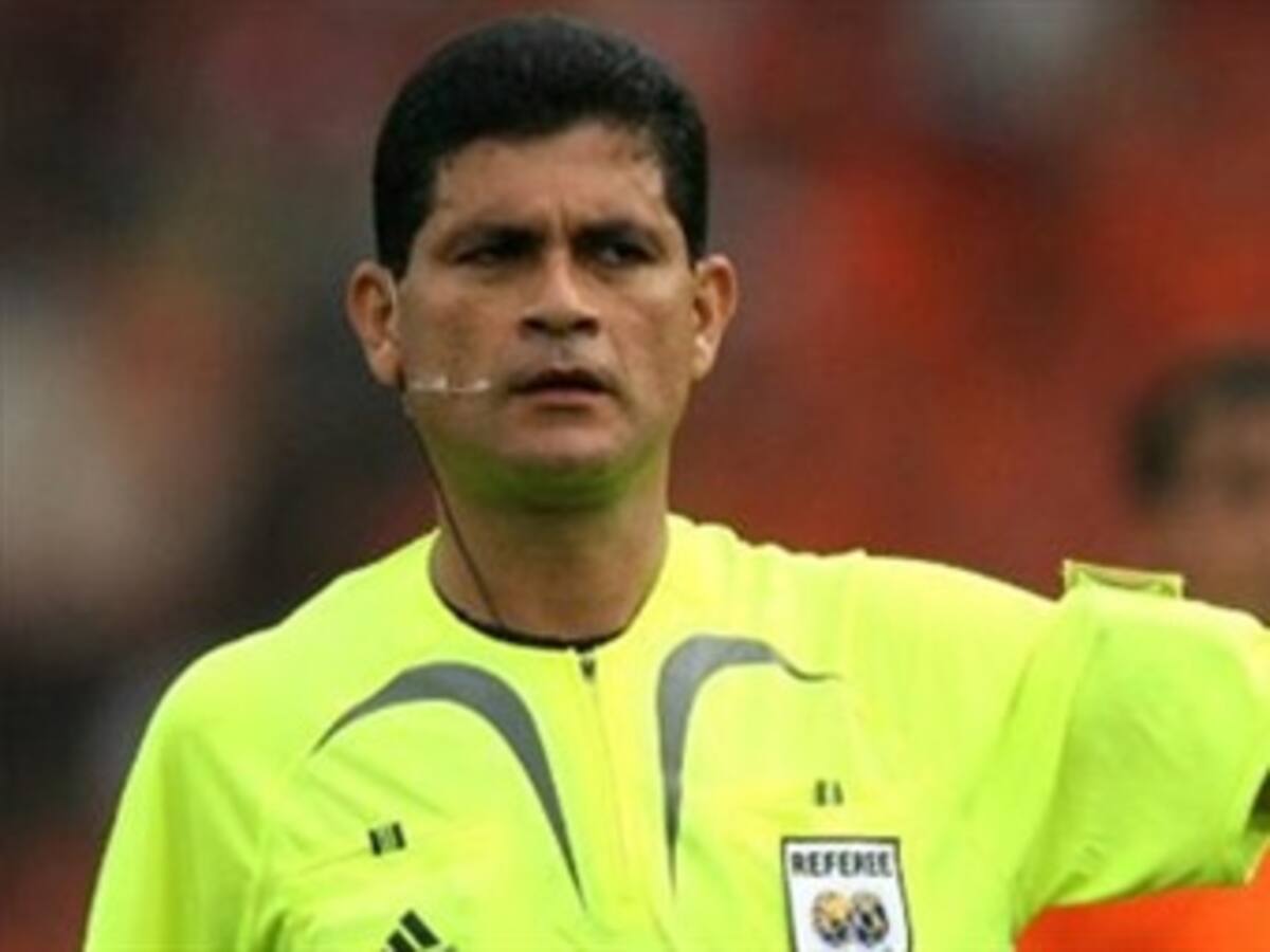 Oscar Julián Ruiz es el decimosexto mejor árbitro del mundo