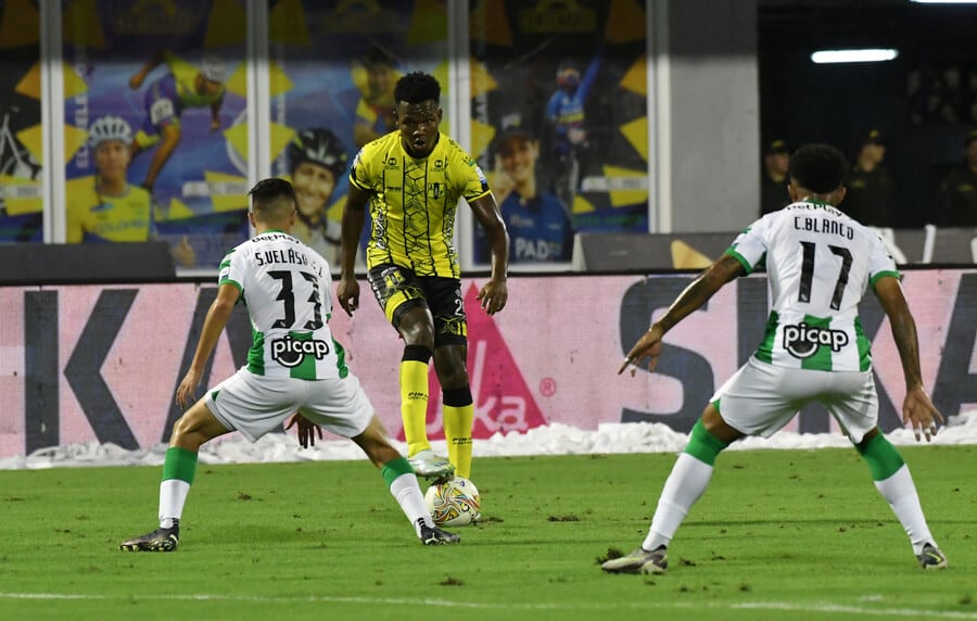 Nacional y Alianza Petrolera se enfrentaron por la fase regular de la Liga Colombiana / Colprensa