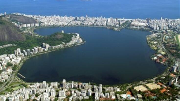 Laguna Rodrigo de Freitas, uno de los sitios preferidos en Río de Janeiro