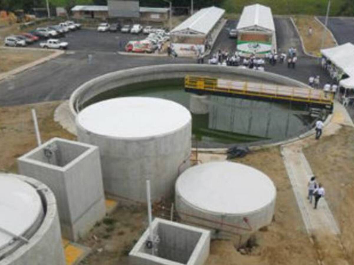 Voy a proponer construir una Ptar por cada dos o tres quebradas en Armenia para descontaminar