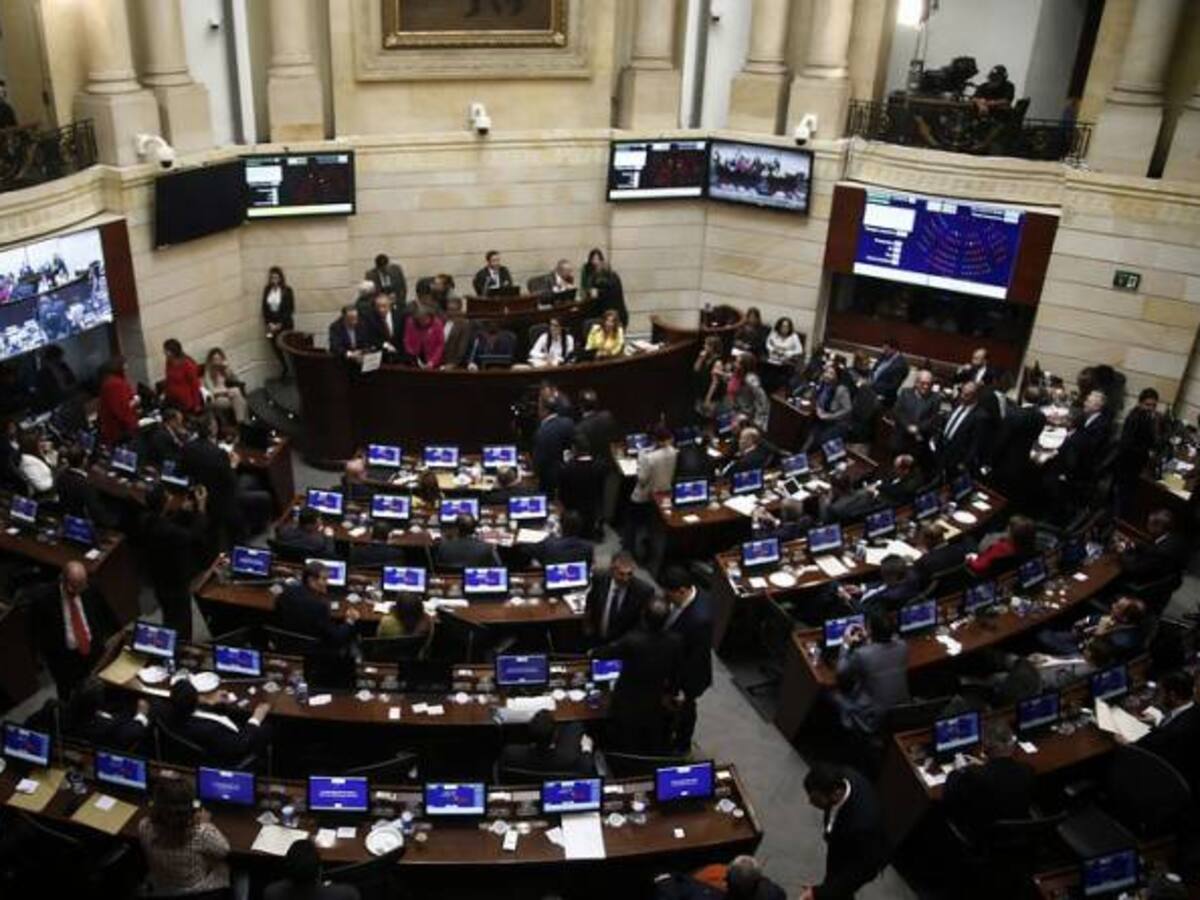 Alertan debilidad de mayorías para sacar adelante la implementación del acuerdo de paz