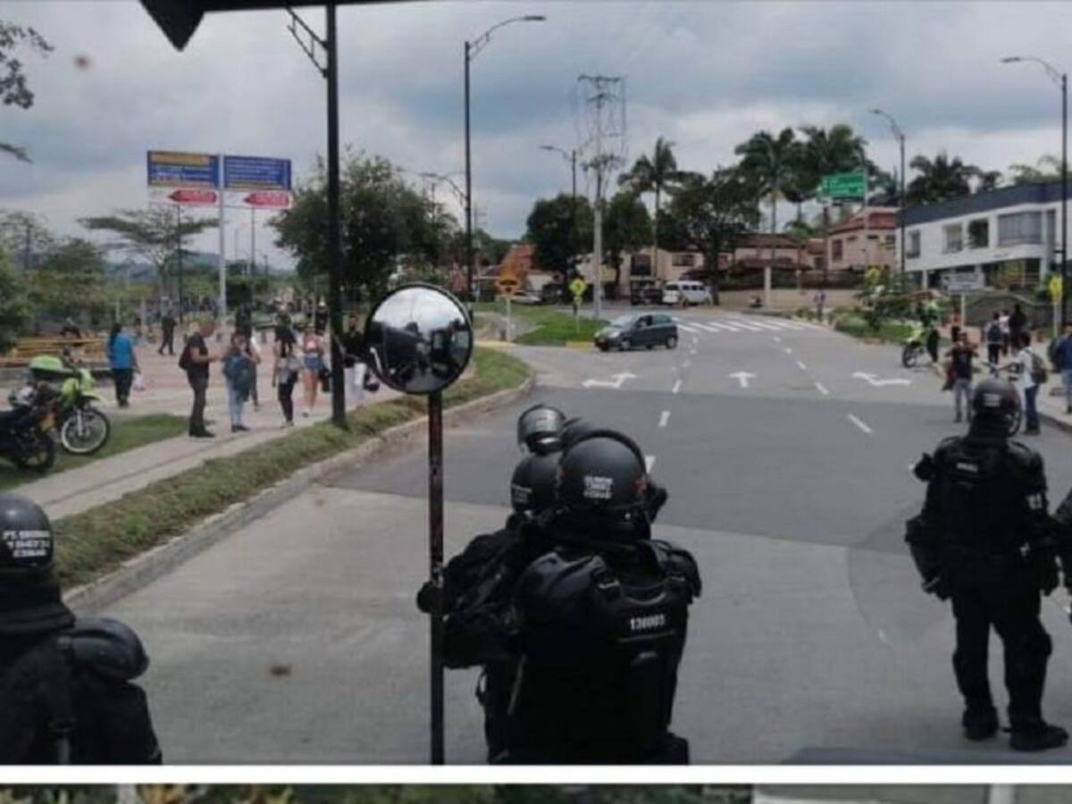 Encapuchados generaron pánico en la Universidad Tecnológica de Pereira