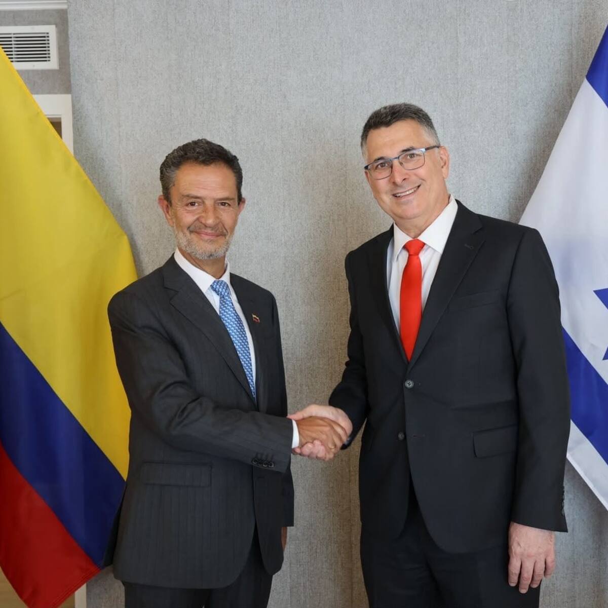 Gobierno de De la Espriella retirará apoyo a la demanda de Sudáfrica contra Israel por genocidio